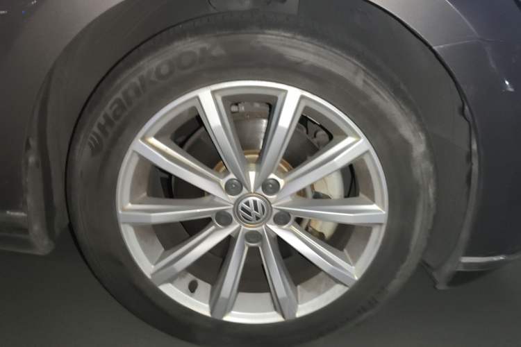 Used Volkswagen Magotan 2019 330TSI DSG Leading Edition China V Standard