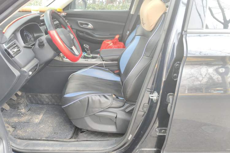 Used CHANGAN OSHAN X7 2020 1.5T Manual Luxury Version