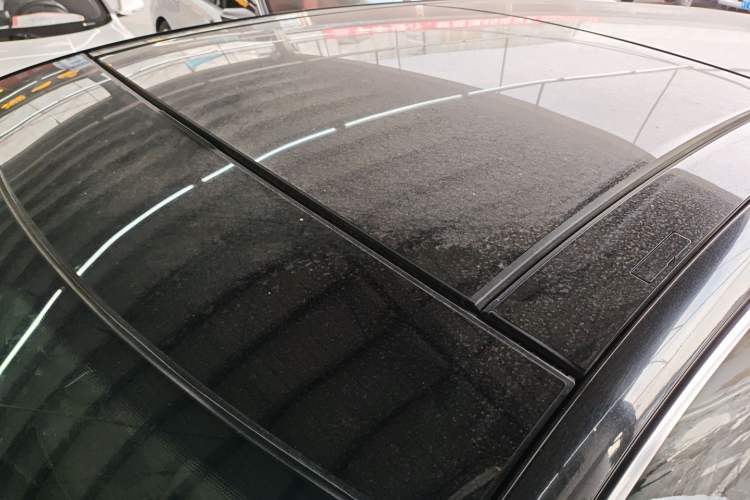 Used Mercedes-Benz R-Class 2015 R 320 4MATIC Luxury Model