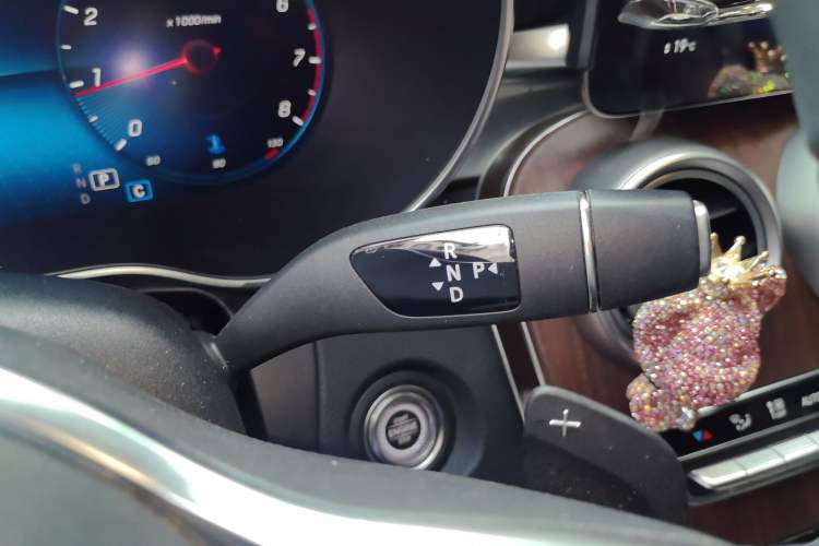 Used Mercedes-Benz GLC 2020 Facelifted GLC 300 L 4MATIC Luxury Edition
