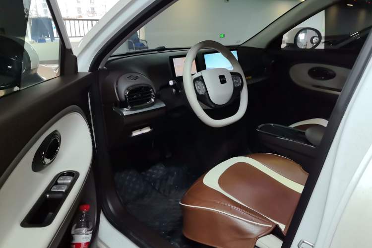 Used JAC Yiwei 3 2023 505 km Championship Edition