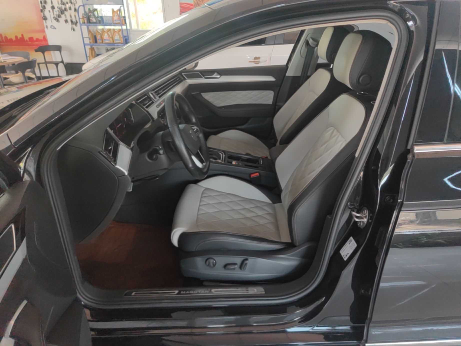 Interior delantero