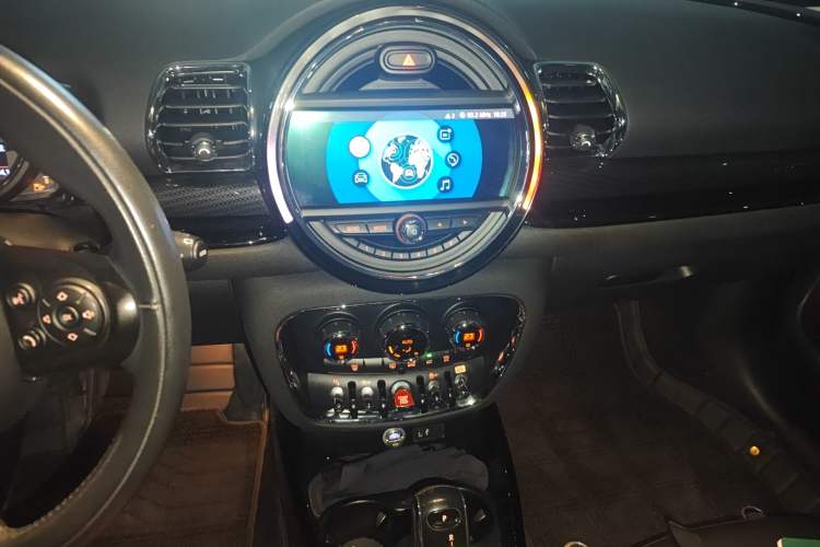 Used MINI Clubman 2019 1.5T COOPER Audio And AC Panel