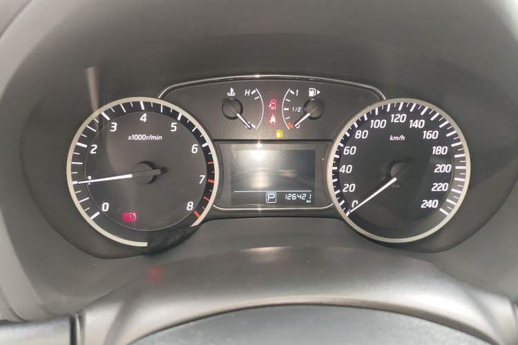 Used Nissan Sylphy 2018 1.6XV CVT Deluxe Edition Instrument Cluster