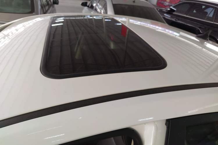 Used CHANGAN Eado DT 2019 1.6L Automatic Smart Enjoyment Model China VI Standard Roof