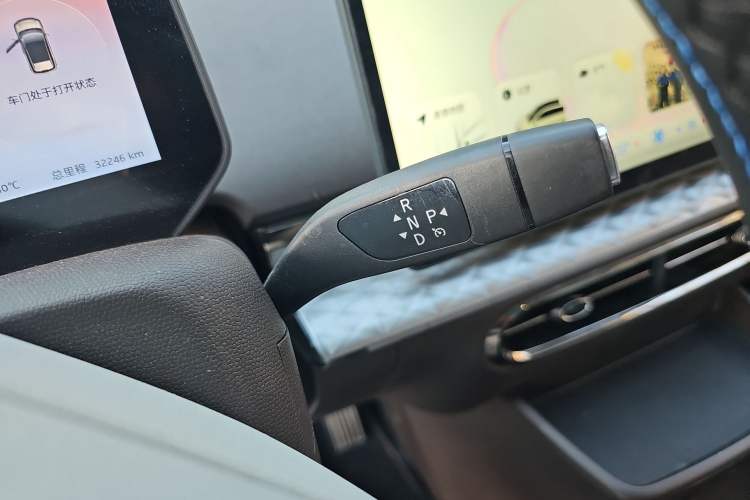 Used JAC Yiwei 3 2023 505km Pro