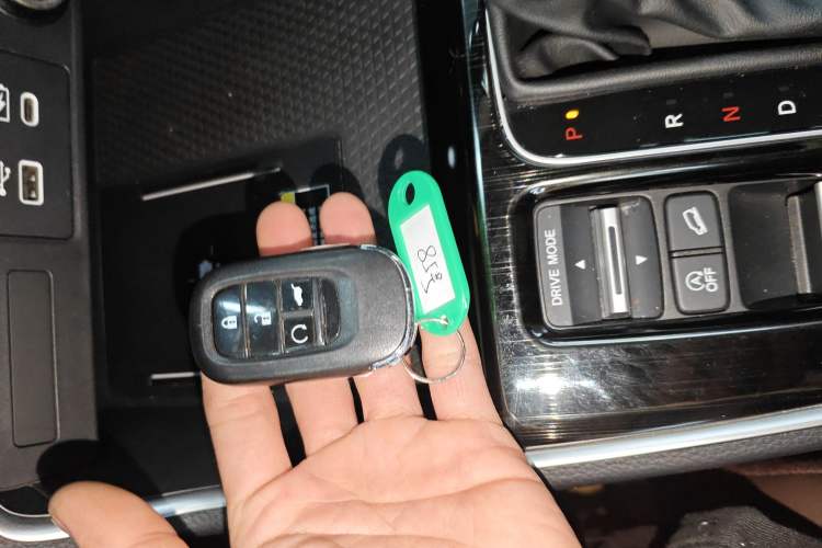 Used Honda CR-V 2023 240TURBO Two-Wheel Drive Deluxe Edition 7 Seats