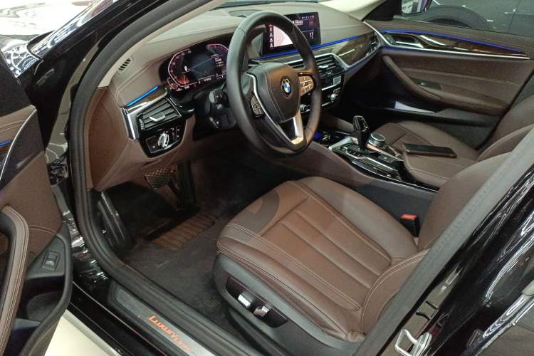 Used BMW 5 Series 2020 525Li Luxury Package Driver Seat