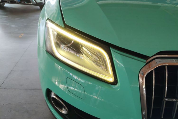 Used Audi Q5 2015 40 TFSI Technology Edition Right Front Headlight