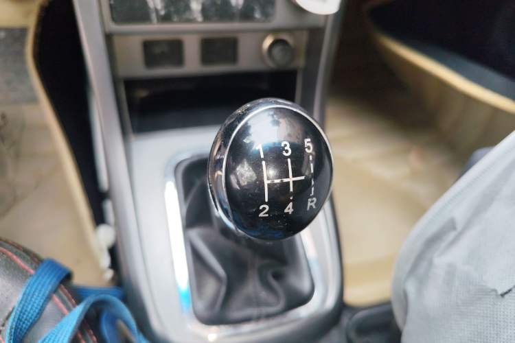 Used Geely Auto Classic Emgrand 2013 Hatchback 1.5L Manual Entry-Level Model