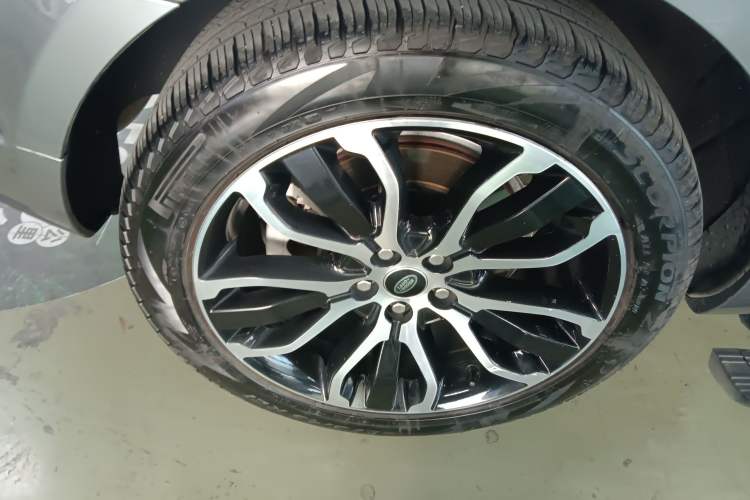 Used Land Rover Range Rover Sport 2022 3.0 L6 YAO Black Edition