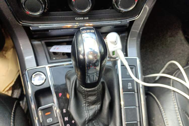 Used Volkswagen Passat 2017 280TSI DSG Luxury Edition
