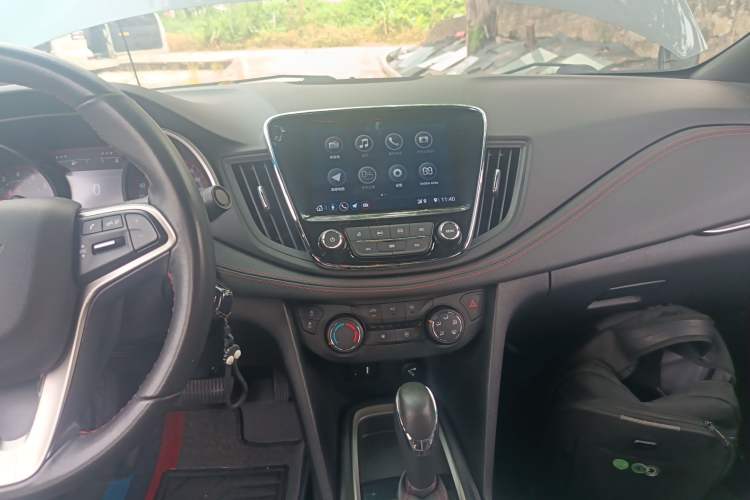 Used Chevrolet Monza 2020 Light Hybrid RS 330T Automatic Comfort Edition Audio And AC Panel