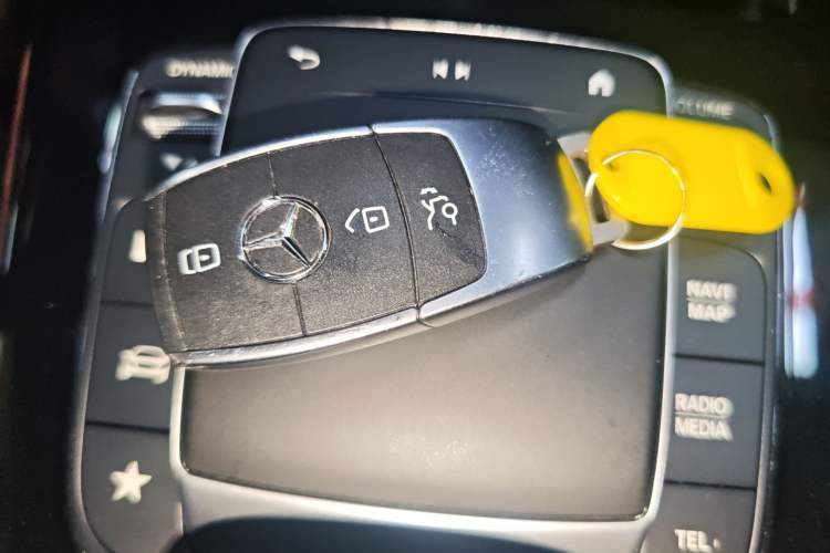 Used Mercedes-Benz A-Class 2022 Restyled A 200 L Sport Sedan Fashion Version
