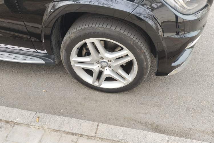 Used Mercedes-Benz GL-Class 2013 GL 500 4MATIC
