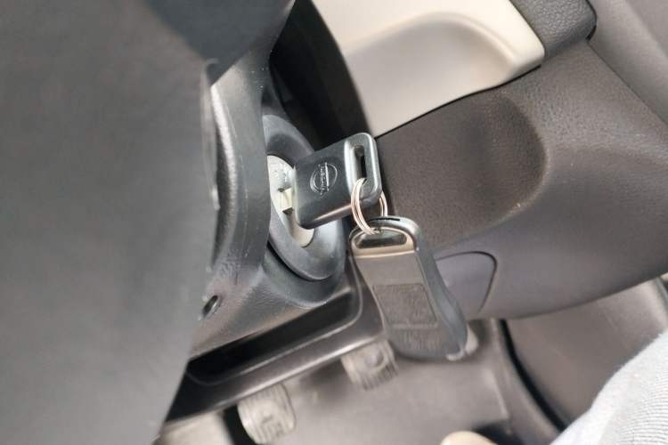 Used Nissan Sylphy 2012 Classic 1.6XE Manual Comfort Edition Vehicle Key