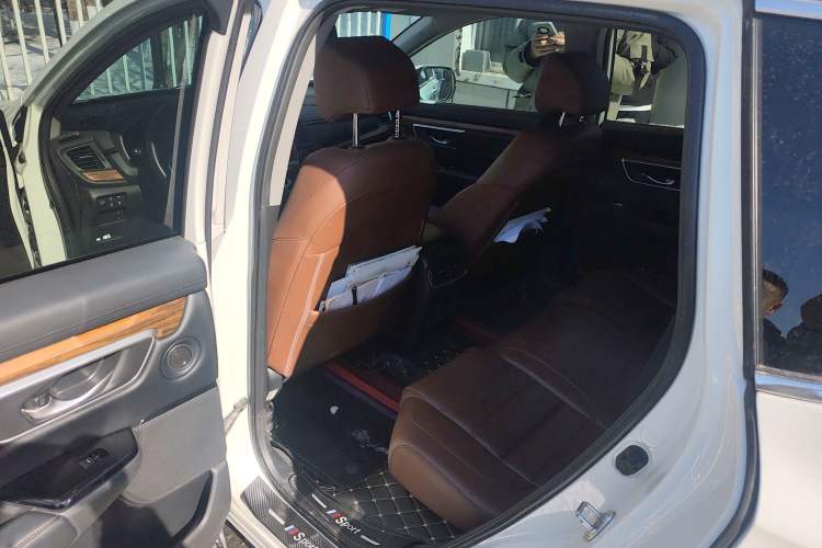 Used Honda CR-V 2021 240TURBO CVT 2WD Fashion Edition
