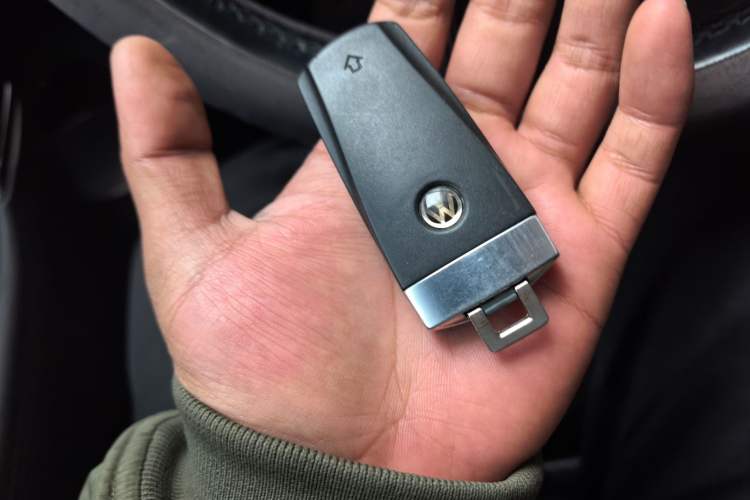 Used Volkswagen Magotan 2012 1.8TSI Luxury Model Vehicle Key