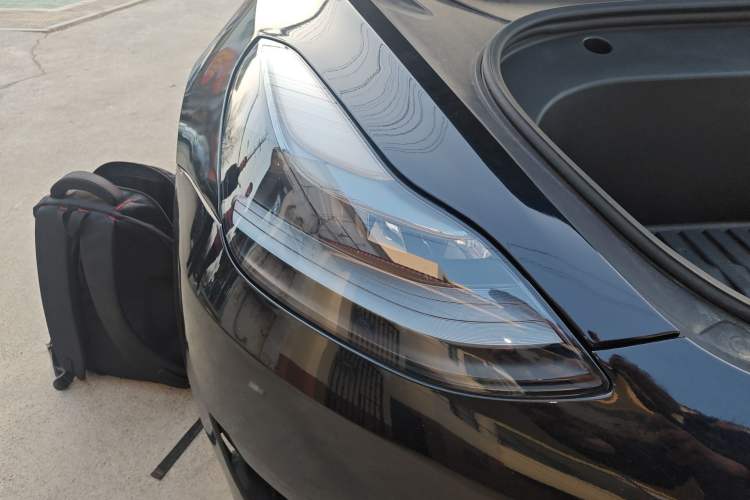 Used Tesla Model 3 2022 Rear-Wheel-Drive Version Right Front Headlight