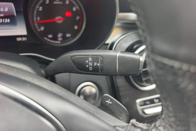 Used Mercedes-Benz C-Class 2016 C 200 L Sport Edition Gear Lever