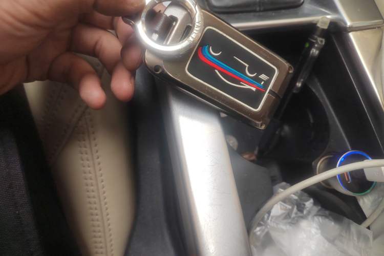 Used Volvo XC60 2014 T5 Zhiya Edition Vehicle Key