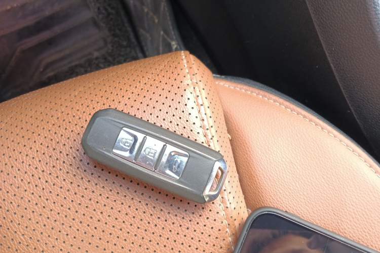 Used Baojun 560 2017 Rhythmic Edition 1.8L iAMT Prestige Model Vehicle Key