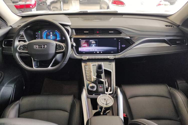 Used Geely Auto Emgrand X7 Sport 2020 1.8TD DCT Smart Connect PRO Center Console