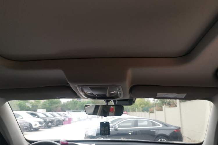 Used Haval H6 2022 3rd Generation 1.5T Automatic Two-Wheel Drive Pro Headliner