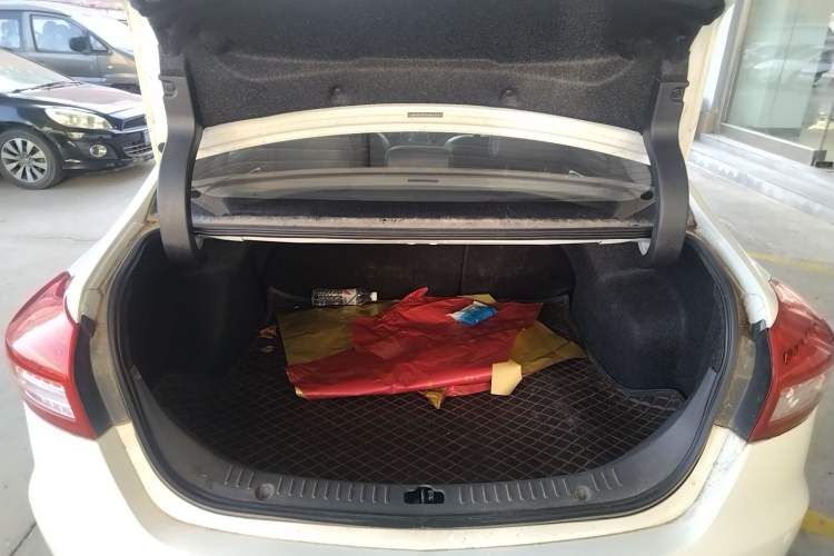 Used Haima M6 2017 1.6L Manual Comfort Model
