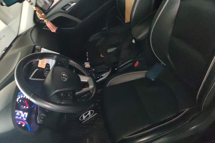 Used Hyundai ix25 2017 1.6L Automatic Smart Version Left Front Seat