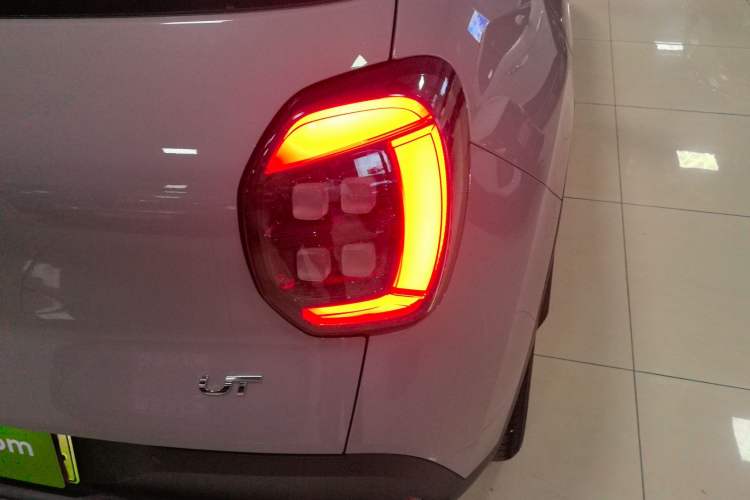 Used AION UT 2025 330 Starlight Edition