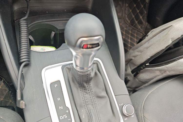 Used Audi A3 2019 Limousine 35 TFSI Ambition China VI Gear Lever