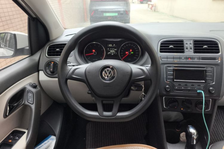 Used Volkswagen Polo 2014 1.6L Automatic Comfort Edition
