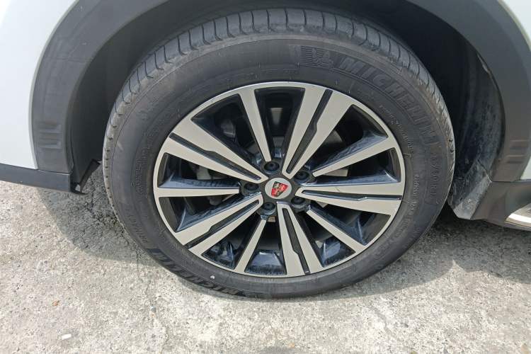 Used Roewe RX5 2019 20T Two-Wheel Drive Automatic 4G Connected Platinum Edition Left Front Wheel Hub