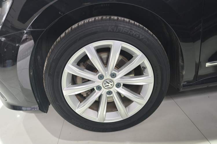 Used Volkswagen Passat 2017 330TSI DSG Luxury Edition
