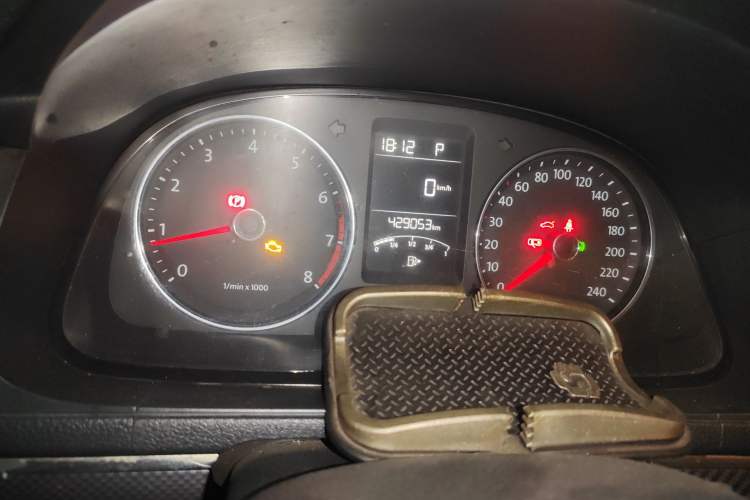 Used Volkswagen Cross Lavida 2014 1.4TSI DSG
