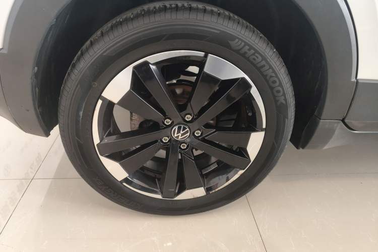 Used Volkswagen Tacqua 2021 200TSI DSG JoyConnect Edition