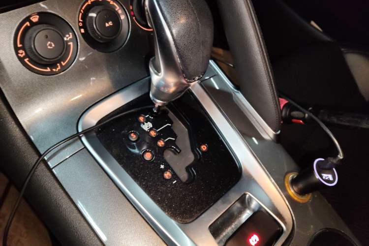 Used Peugeot 3008 2016 2.0L Automatic Classic Edition
