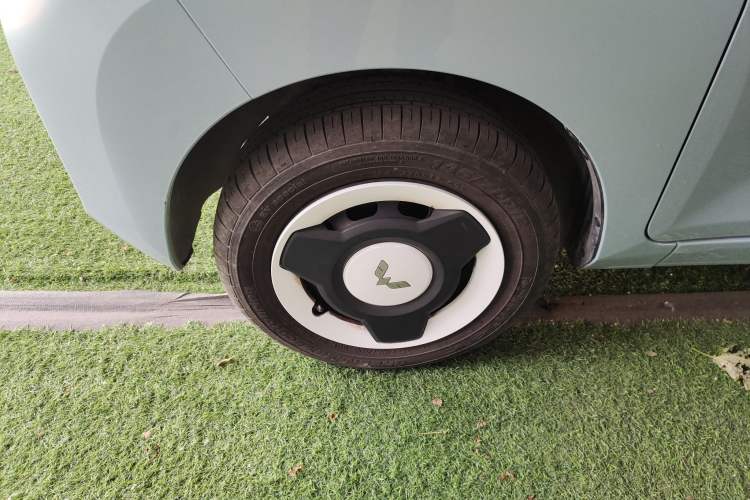 Used Wuling Hongguang MINIEV 2022 Easy Version Lithium Iron Phosphate