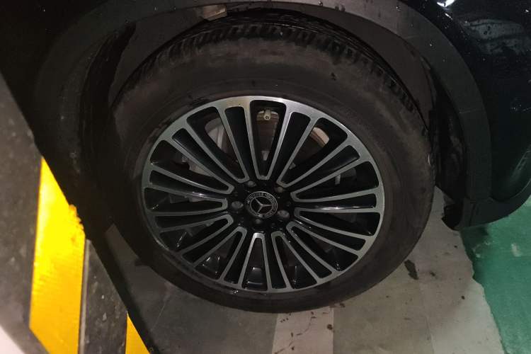 Used Mercedes-Benz GLC 2019 GLC 200 L 4MATIC Right Front Wheel Hub