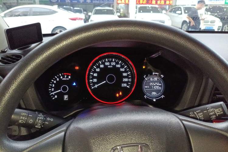 Used Honda Vezel 2017 1.8L CVT 2WD Elite Model