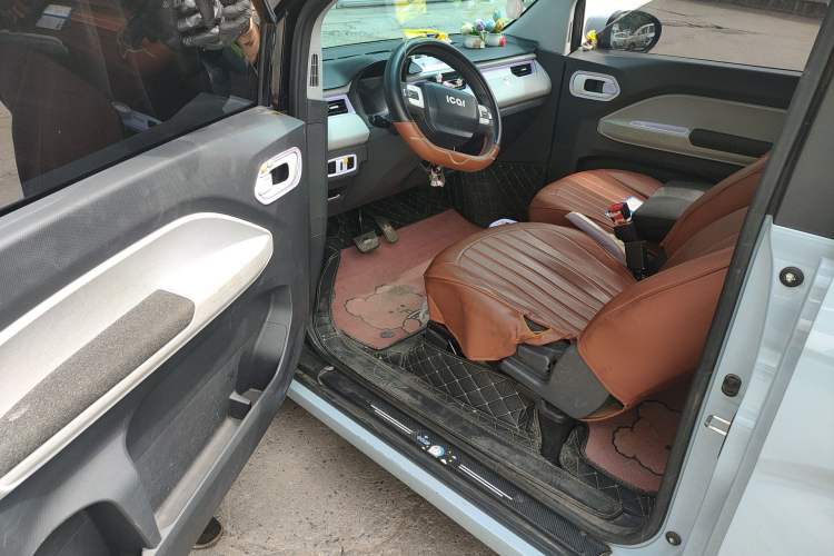 Used Chery QQ Ice Cream 2022 170km Sundae Phosphate Lithium-Ion