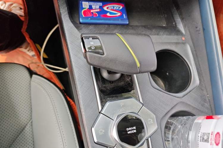 Used CHANGAN UNI-V iDD 2023 ZhiDian iDD 1.5T 113km Smart & Fun Version