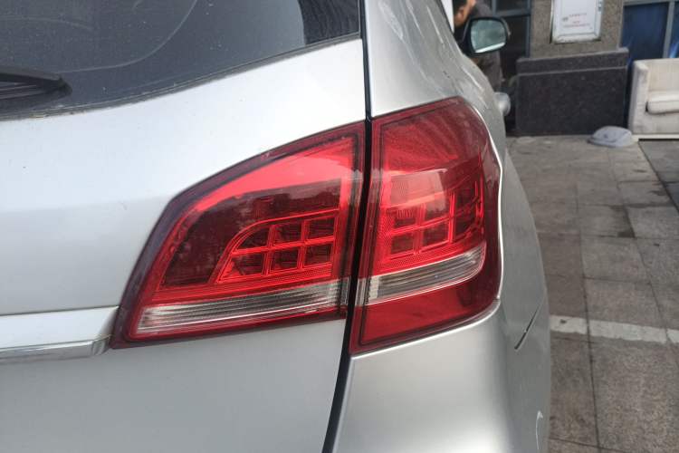 Used Haval H2 2014 1.5T Manual Two-Wheel Drive Elite Edition