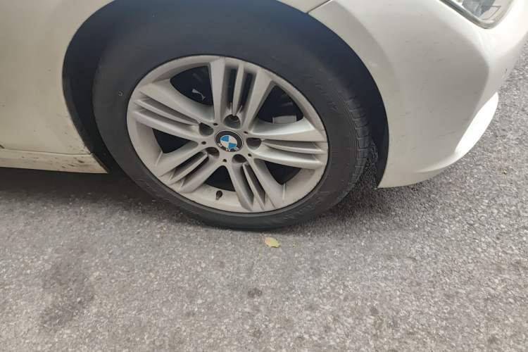 Used BMW 3 Series 2017 320Li Fashion Model
