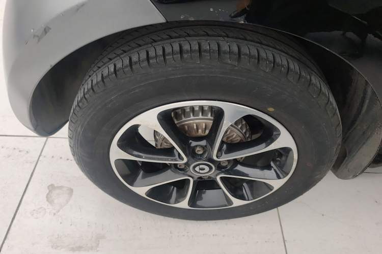 Used smart fortwo 2015 1.0L 52 kW Hardtop Passion Edition
