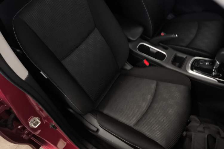 Used Nissan Tiida 2016 1.6L CVT Cool Dynamic Edition Right Front Seat