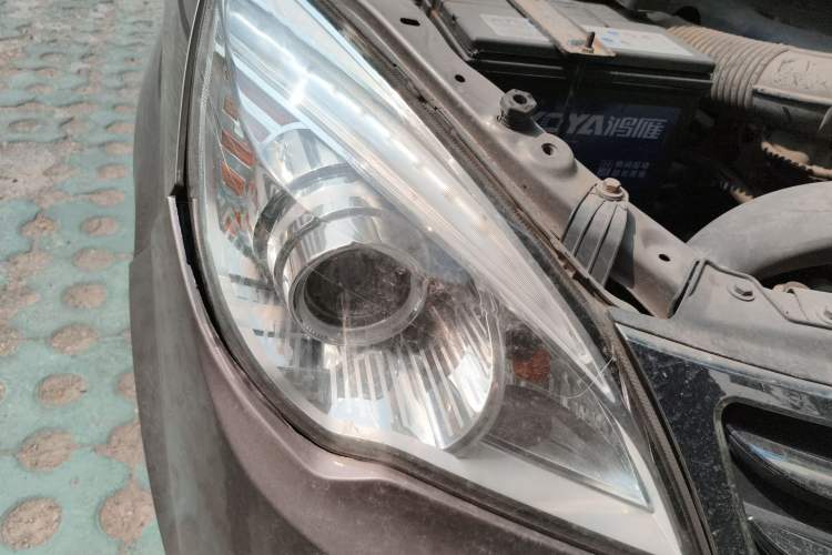 Used BAIC Weiwang M30 2015 1.5L Comfort version DAM15 Right Front Headlight