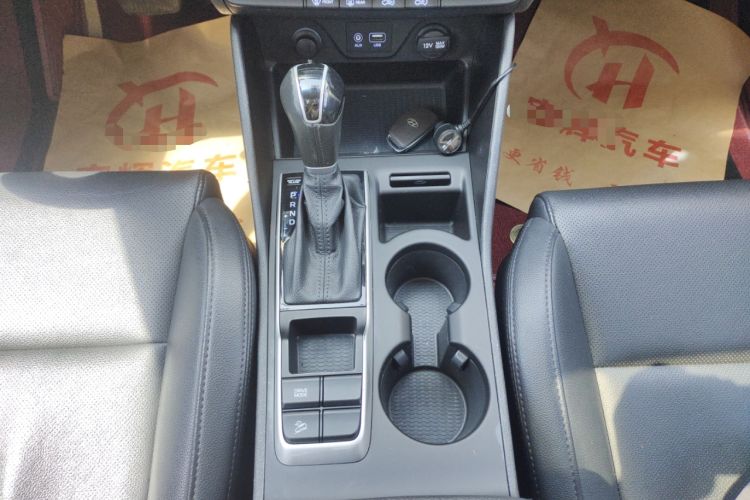 Used Hyundai Tucson 2015 1.6T Dual-Clutch Two-Wheel-Drive Smart Model Gear Lever