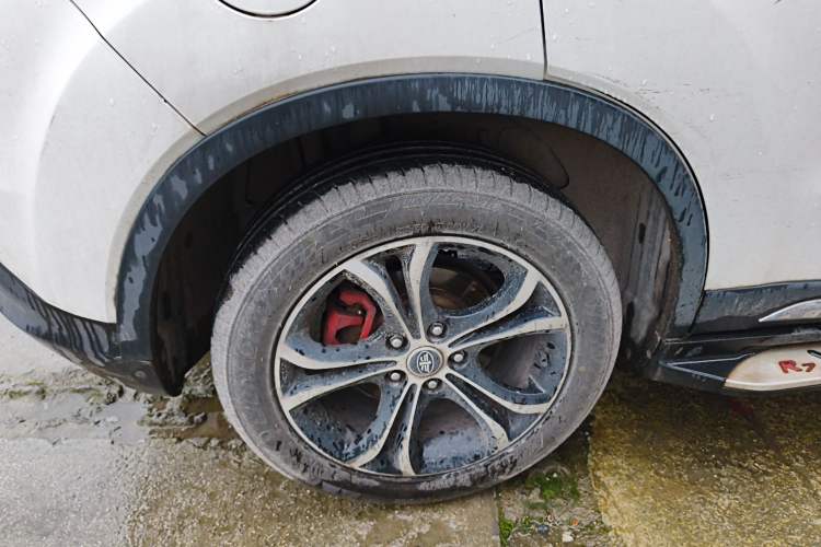 Used FAW Senya R7 2017 1.6L Automatic Smart Version Right Rear Wheel Hub